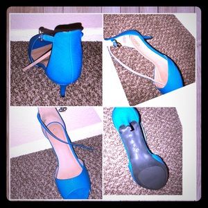 Blue kitten heel size 11 women’s shoes